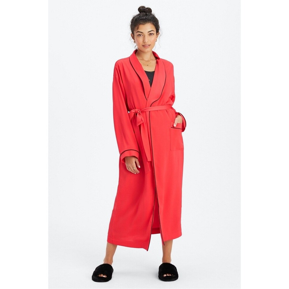 NEW Fabletics Ecosatin Robe Women's Size Medium 8 Strawberry Red Black Lounge‎